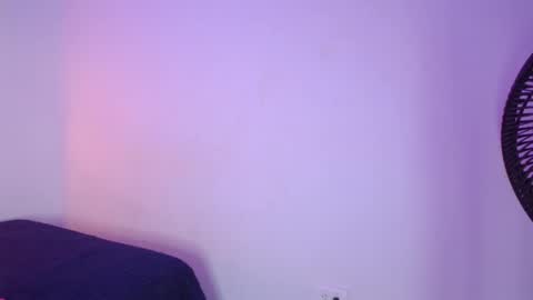 Snapshot of issa_kitty chatting on 27, 2, 2025 issa_kitty online show from 27, 2, 2025