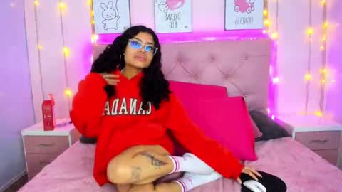 Snapshot of issaa_tyler chatting on 23, 11, 2025 Issa online show from 23, 11, 2025