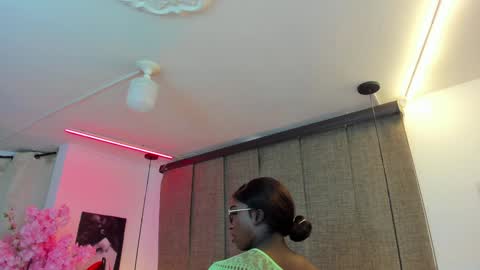 Iseey online show from 16, 12, 2024