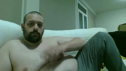 Snapshot of italianbigboy932 chatting on 19, 5, 2026 italianbigboy932 online show from 19, 5, 2026