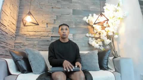 Snapshot of italomoore chatting on 1, 10, 2025 Italo Moore online show from 1, 10, 2025
