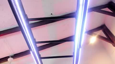 Italo Moore online show from 21, 11, 2025