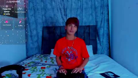 Snapshot of ithan_kingtwin chatting on 14, 7, 2026 ithan_kingtwin online show from 14, 7, 2026