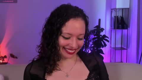 Snapshot of its_marie chatting on 15, 11, 2025 Maria online show from 15, 11, 2025