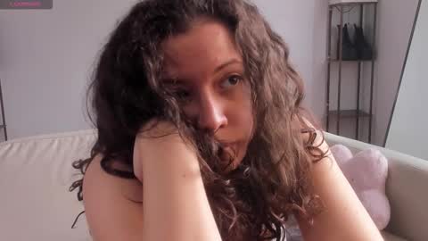Snapshot of its_marie chatting on 2, 12, 2025 Maria online show from 2, 12, 2025