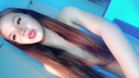 EZZIE online show from 22, 1, 2025