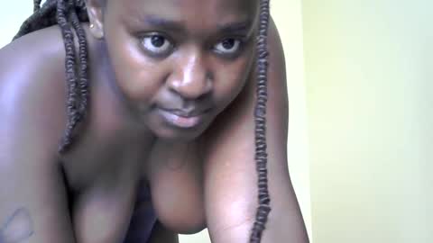 Snapshot of its_sweet chatting on 30, 1, 2025 BigAss horny online show from 30, 1, 2025