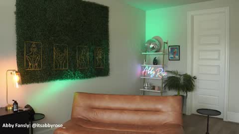 Snapshot of itsabbyrose_ chatting on 17, 11, 2025 Abby Rose online show from 17, 11, 2025