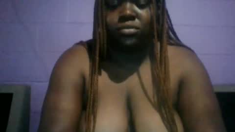 Snapshot of itsempresshoney chatting on 7, 6, 2026 itsempresshoney online show from 7, 6, 2026