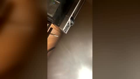 itslovefrank online show from 3, 12, 2025