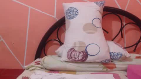 Snapshot of itsme_kitty chatting on 23, 7, 2026 Kitty online show from 23, 7, 2026