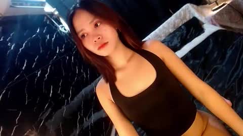 Snapshot of itsme_liza chatting on 20, 11, 2025 itsme_liza online show from 20, 11, 2025