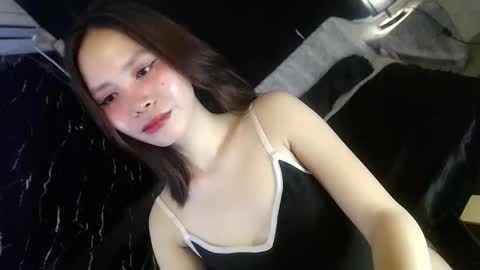 Snapshot of itsme_liza chatting on 28, 11, 2025 itsme_liza online show from 28, 11, 2025