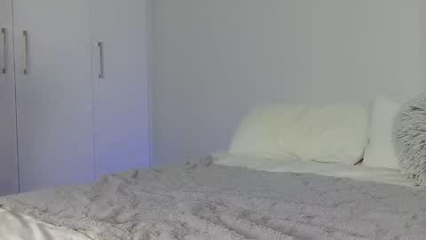 Jade online show from 11, 2, 2026