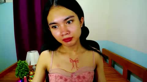 itsmeloveypinay online show from 8, 11, 2025