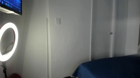 Snapshot of itsmoon_swt_ chatting on 1, 6, 2026 Moon online show from 1, 6, 2026