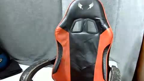 Snapshot of itzme_jhonfred chatting on 7, 5, 2026 Jhonfred online show from 7, 5, 2026