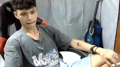 Snapshot of itzme_john chatting on 5, 5, 2026 itzme_john online show from 5, 5, 2026