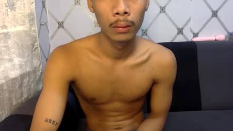 itzme_urboy online show from 4, 4, 2026