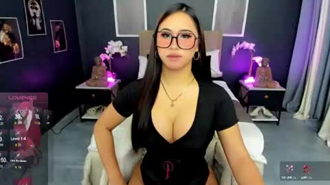 Snapshot of ivana_elise18 chatting on 19, 6, 2026 HI NEW PRINCESS ELISE online show from 19, 6, 2026