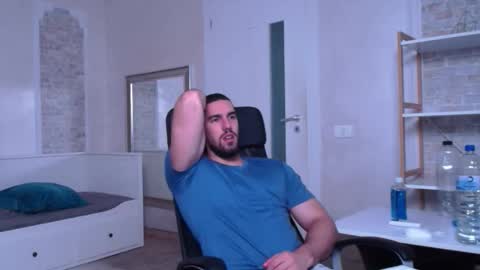 IvanHydee online show from 17, 9, 2025