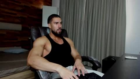 Snapshot of ivanhydee chatting on 10, 7, 2026 IvanHydee online show from 10, 7, 2026