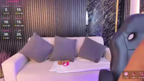 Snapshot of ivannafoxx_ chatting on 24, 6, 2026 ivanna online show from 24, 6, 2026