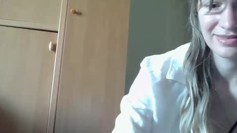 Snapshot of ivetta911 chatting on 22, 5, 2026 ivetta911 online show from 22, 5, 2026