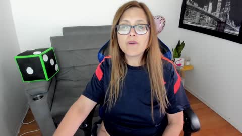 Snapshot of ivette_shaira chatting on 30, 1, 2025 IVETTE online show from 30, 1, 2025