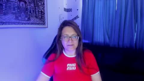 Snapshot of ivette_shaira chatting on 6, 7, 2026 IVETTE online show from 6, 7, 2026