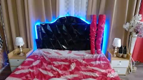 ivone_twinkle online show from 8, 5, 2026