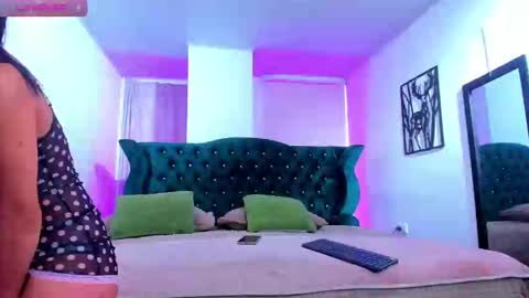 Ivonny online show from 4, 11, 2025