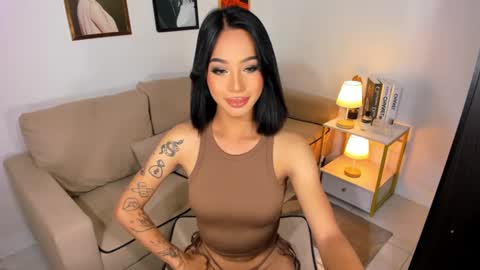 kirstenelsie online show from 15, 12, 2024