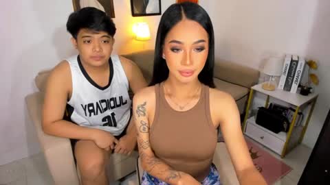 kirstenelsie online show from 2, 1, 2025