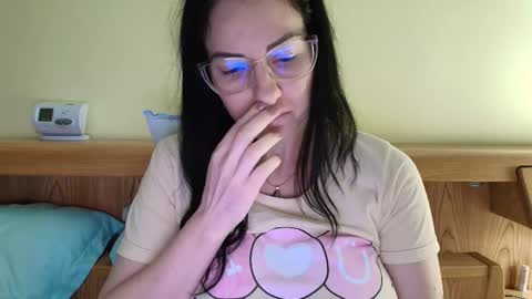 Ivory online show from 10, 11, 2025