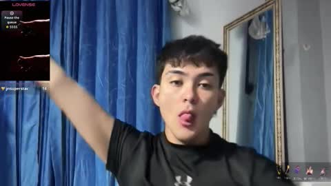 Snapshot of ivy_0000 chatting on 21, 12, 2025 ivy online show from 21, 12, 2025