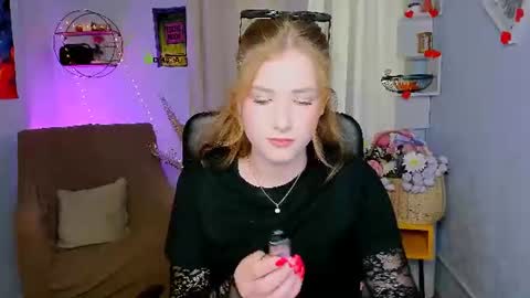 Snapshot of ivy_frost chatting on 10, 7, 2026 Ivy online show from 10, 7, 2026