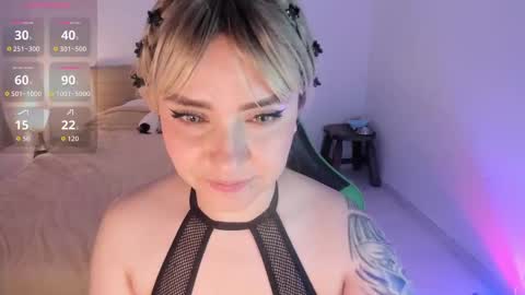 Snapshot of ivy_ragnar chatting on 26, 10, 2025 Pamela online show from 26, 10, 2025