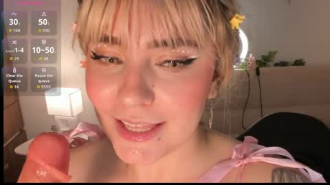 Snapshot of ivy_ragnar chatting on 7, 5, 2026 Pamela online show from 7, 5, 2026