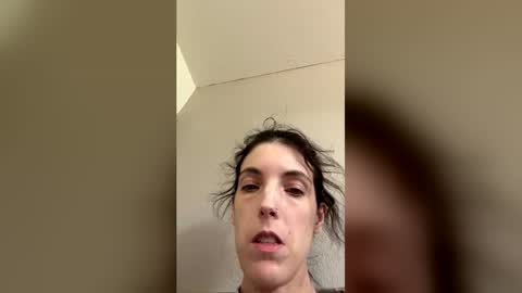Snapshot of ivy_rose90 chatting on 12, 6, 2026 ivy_rose90 online show from 12, 6, 2026