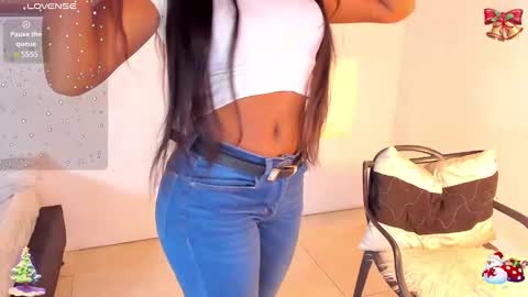 i v y  b l i s s online show from 17, 12, 2024