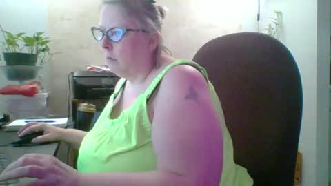 Snapshot of ivyjane3522 chatting on 25, 5, 2026 ivyjane3522 online show from 25, 5, 2026