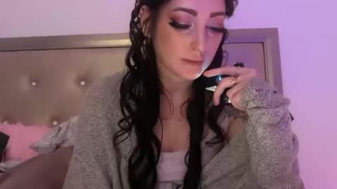 Ivy Rose online show from 17, 10, 2025