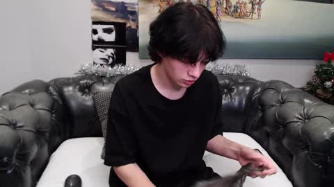 Maxim online show from 12, 12, 2024