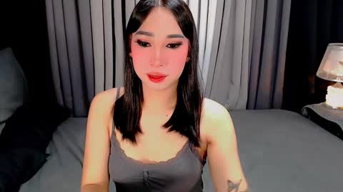 Snapshot of iyanna_ivelle chatting on 24, 11, 2025 UR LOVELY IYANNA online show from 24, 11, 2025