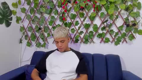 izaack online show from 26, 12, 2024