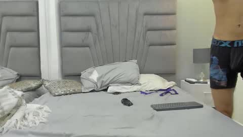 Snapshot of izato chatting on 22, 2, 2025 izato online show from 22, 2, 2025