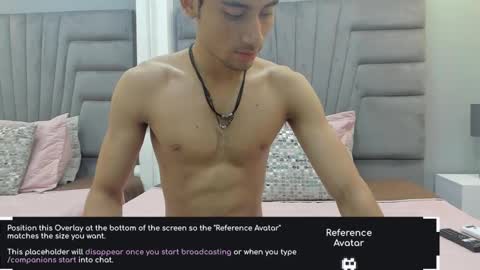 Snapshot of izato chatting on 2, 3, 2025 izato online show from 2, 3, 2025