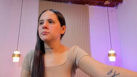 izelevans online show from 2, 3, 2026