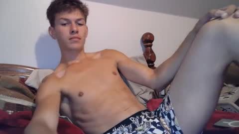 Snapshot of izzame2 chatting on 14, 9, 2025 Willis online show from 14, 9, 2025